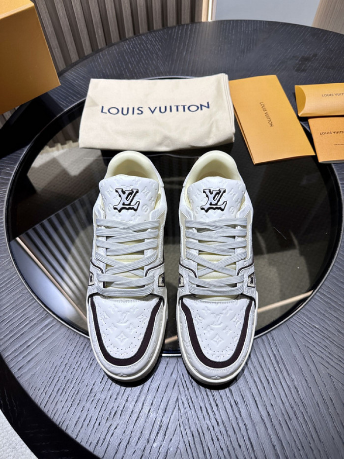 l0vt sneakers