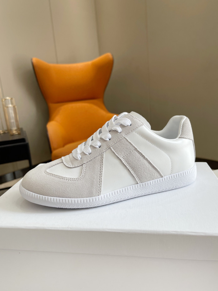 ma*s*n Ma*i*la sneakers