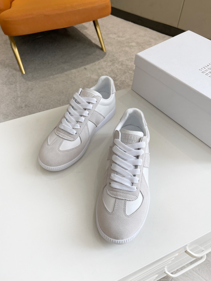 ma*s*n Ma*i*la sneakers