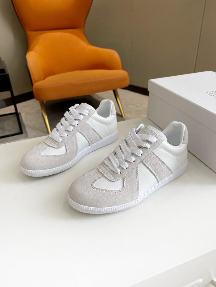 ma*s*n Ma*i*la sneakers