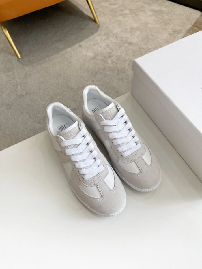 ma*s*n Ma*i*la sneakers