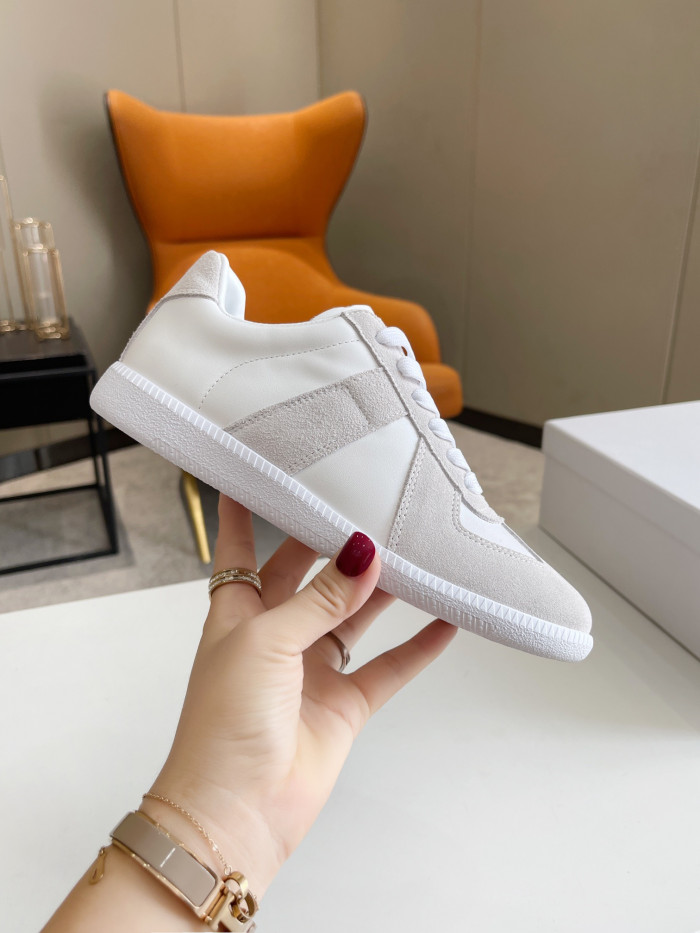 ma*s*n Ma*i*la sneakers