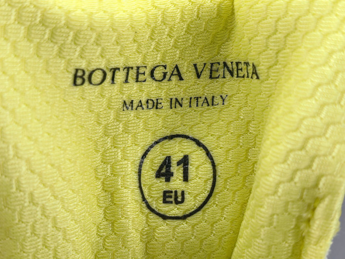 Bo*te*ga Ve*ne*ta BV047