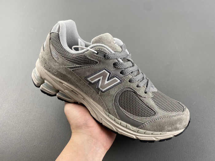New Balance ML2002RC