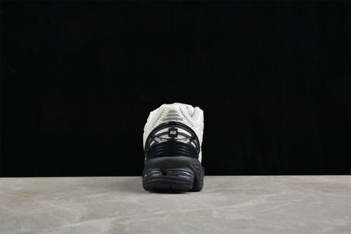 new balance m1906rco