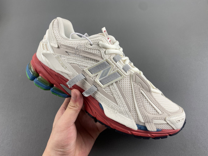 New Balance M1906AB