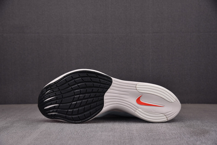nike zoomx vaporfly next% 2 cu4111-400