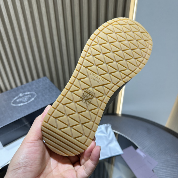 Pra*a SNEAKER P7001