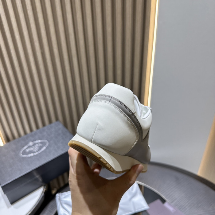 Pra*a SNEAKER P7001