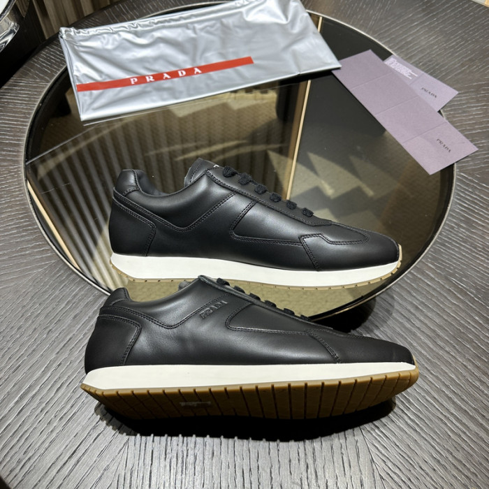 Pra*a SNEAKER P7002