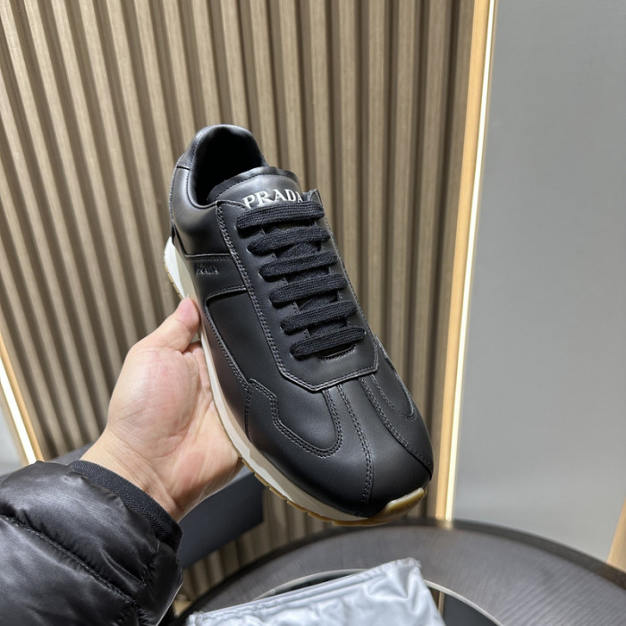 Pra*a SNEAKER P7002