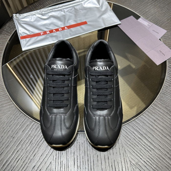 Pra*a SNEAKER P7002