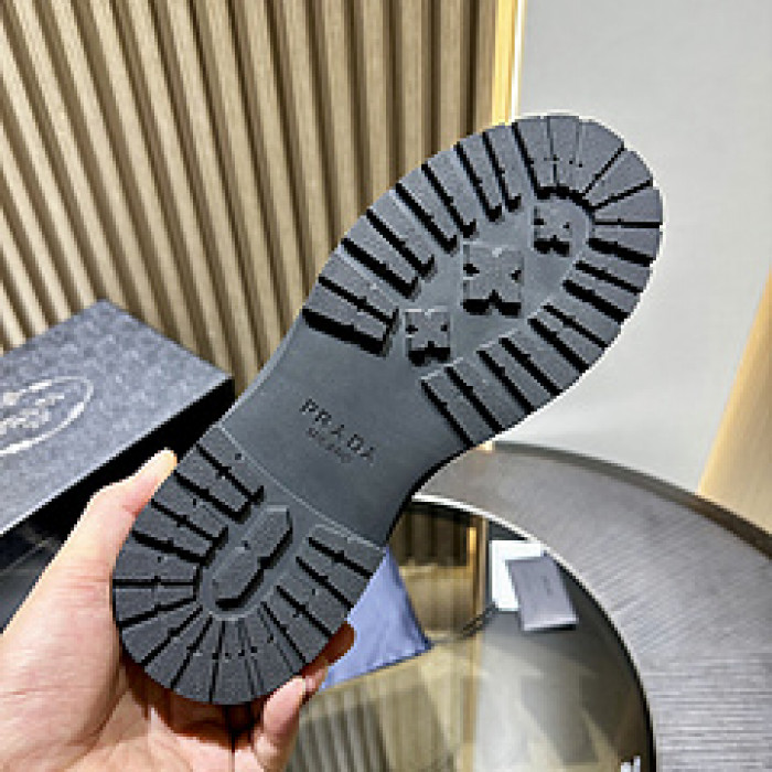 Pra*a SNEAKER P7005