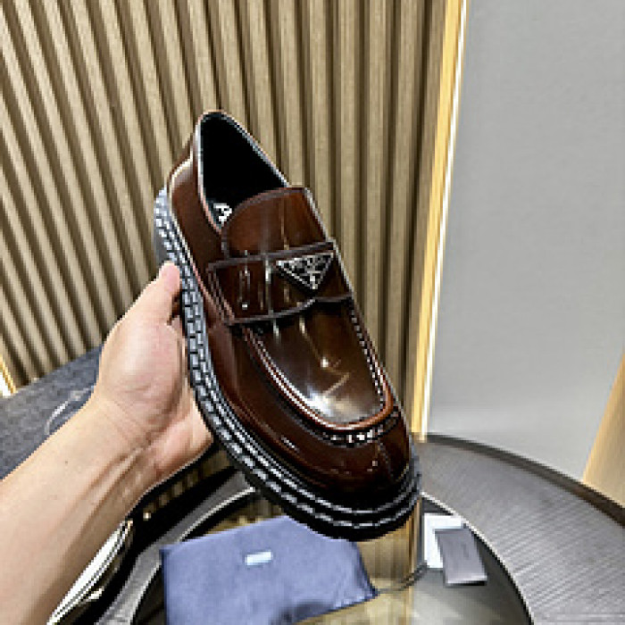 Pra*a SNEAKER P7005