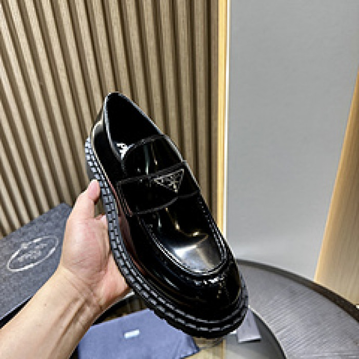Pra*a SNEAKER P7006
