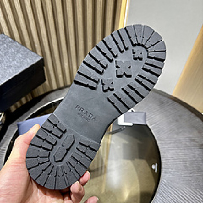 Pra*a SNEAKER P7007