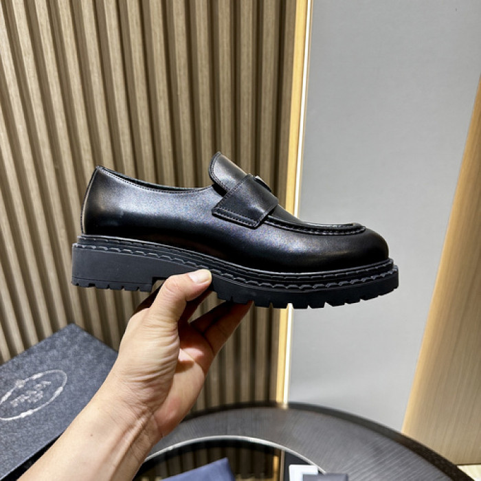 Pra*a SNEAKER P7008
