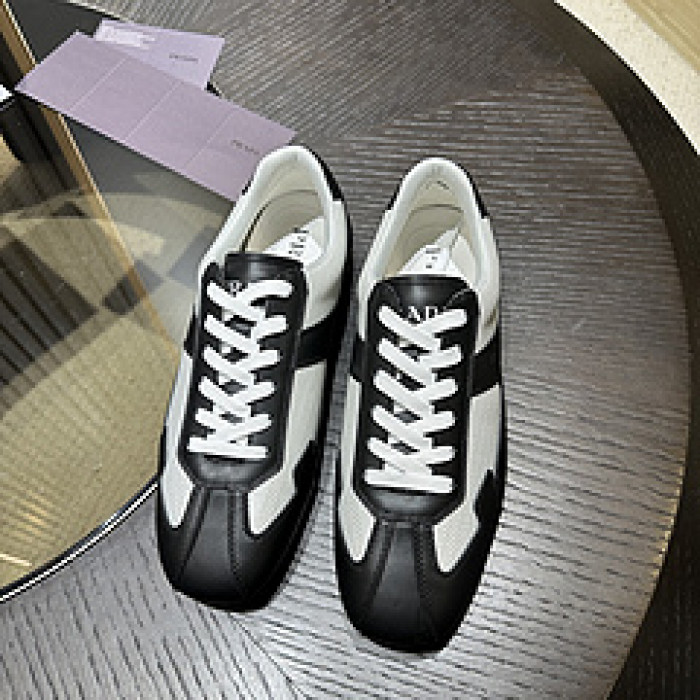 Pra*a SNEAKER P7011