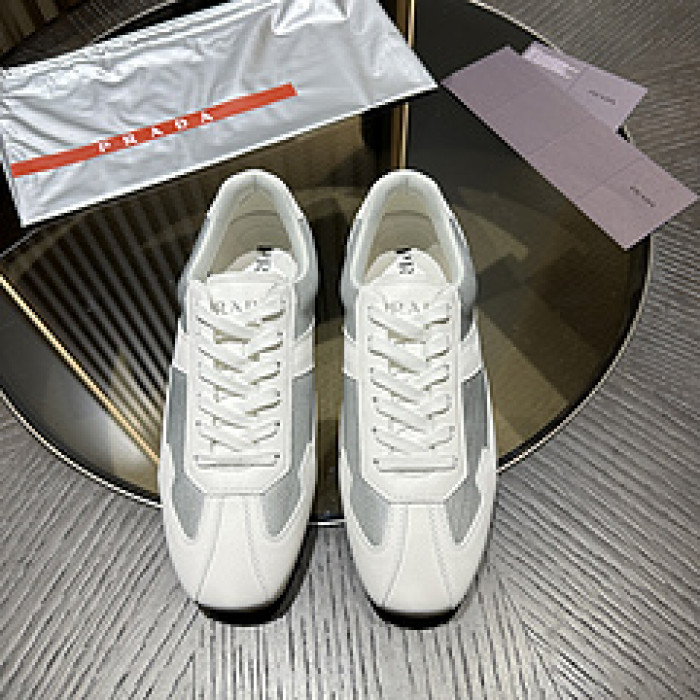 Pra*a SNEAKER P7015