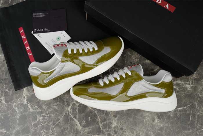 Pra*a SNEAKER P7020