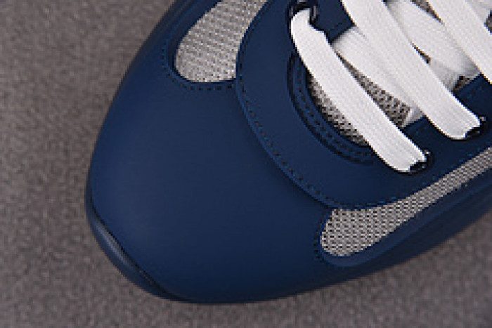 Pra*a SNEAKER P7004