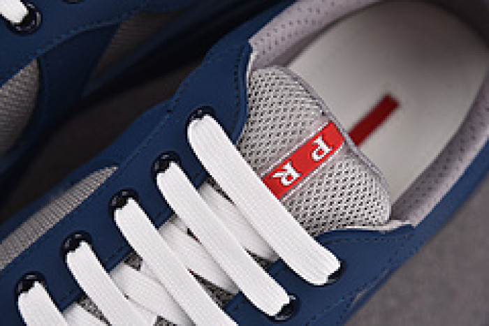 Pra*a SNEAKER P7004
