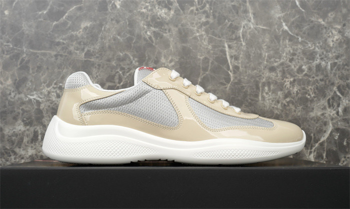 Pra*a SNEAKER P7021