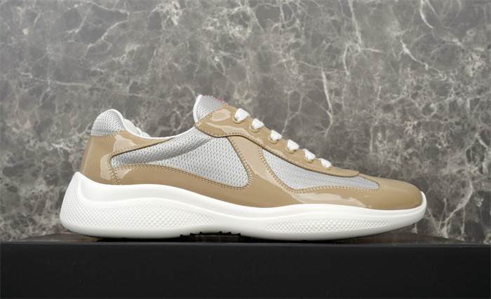 Pra*a SNEAKER P7022