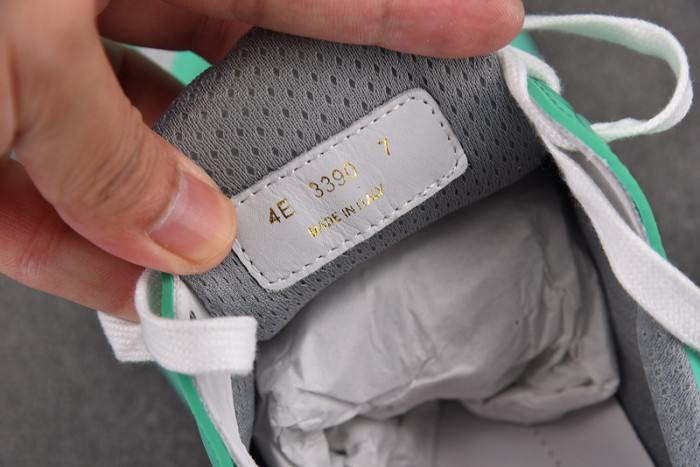 Pra*a SNEAKER P7025