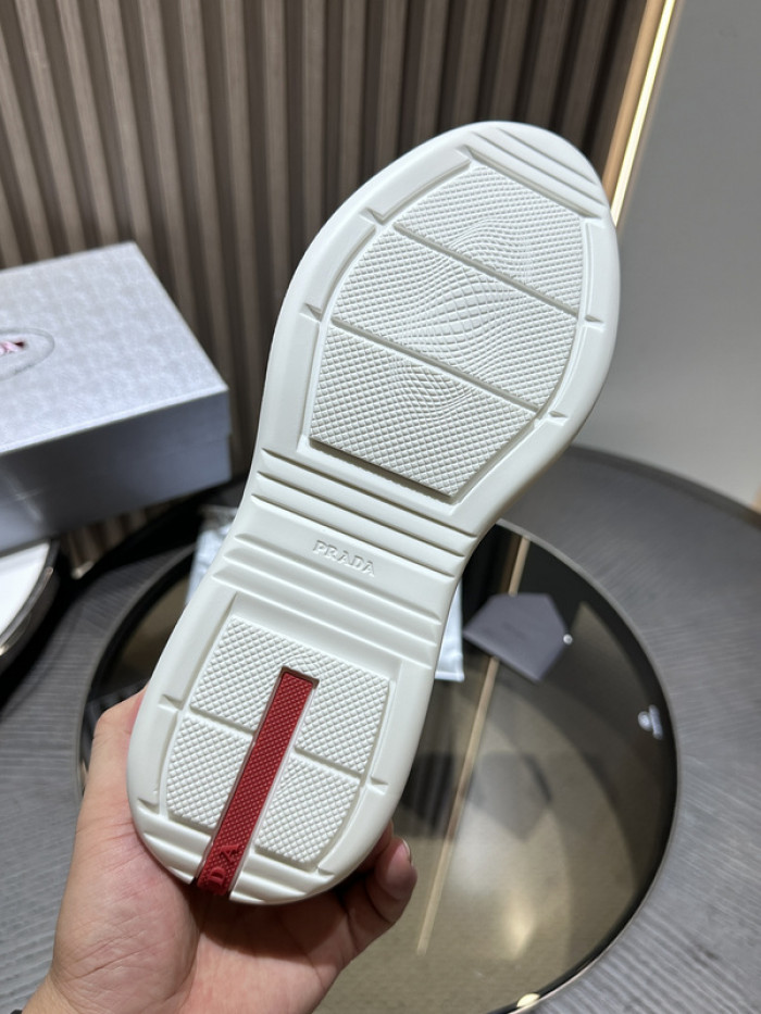 Pra*a SNEAKER P087