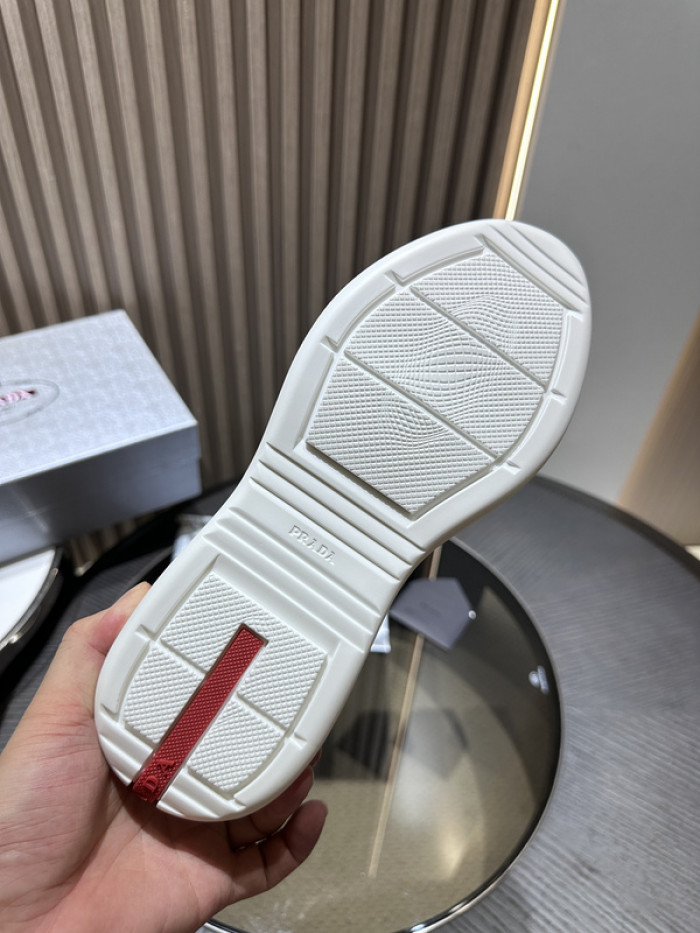 Pra*a SNEAKER P083