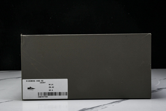 RICK OWENS SNEAKER