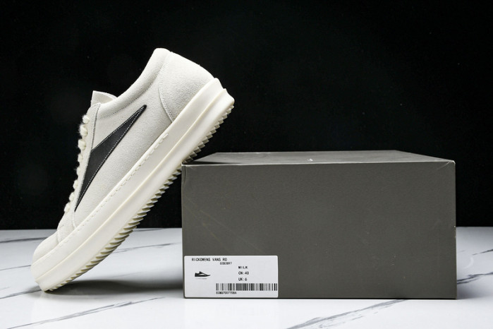 RICK OWENS SNEAKER