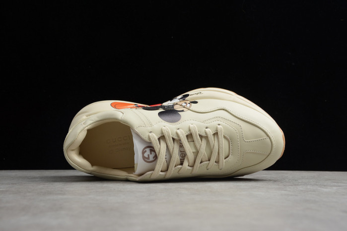 g*u*i ace embroidered low-top sneaker e2278