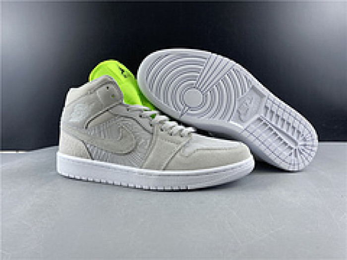 wmns air jordan 1 mid 