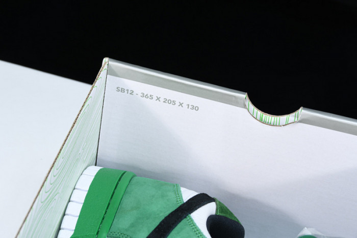 NIKE DUNK LOW PRO SB HEINEKEN 304292-302