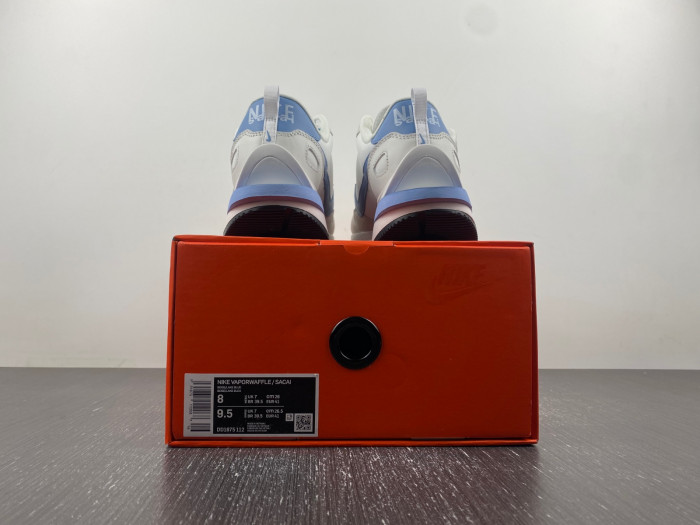 sacai x nike dd1875-112