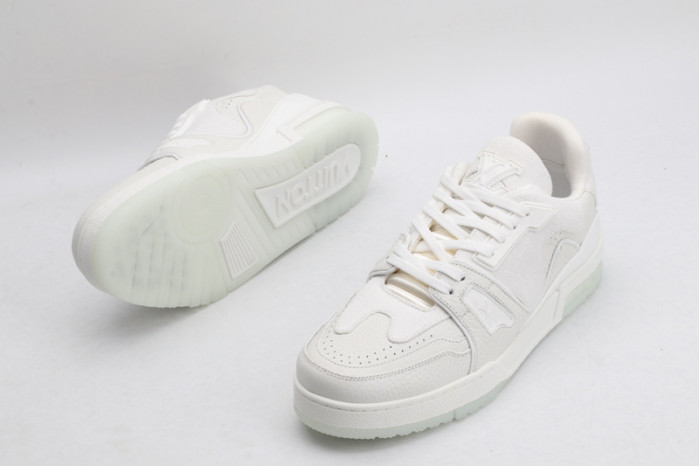l0vt sneakers