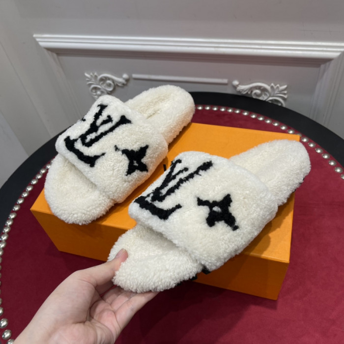 l0vt sneakers