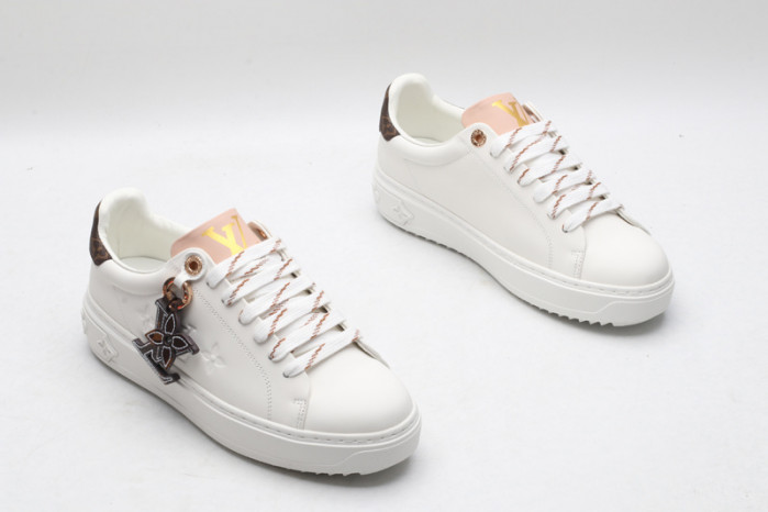 l0vt sneakers