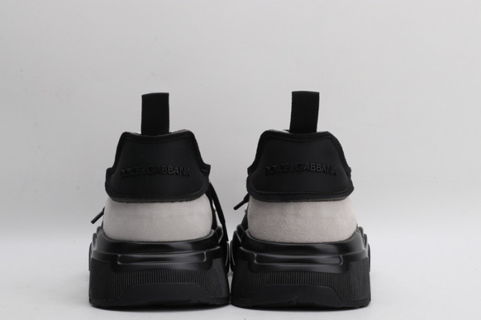 d&g sneakaer d013