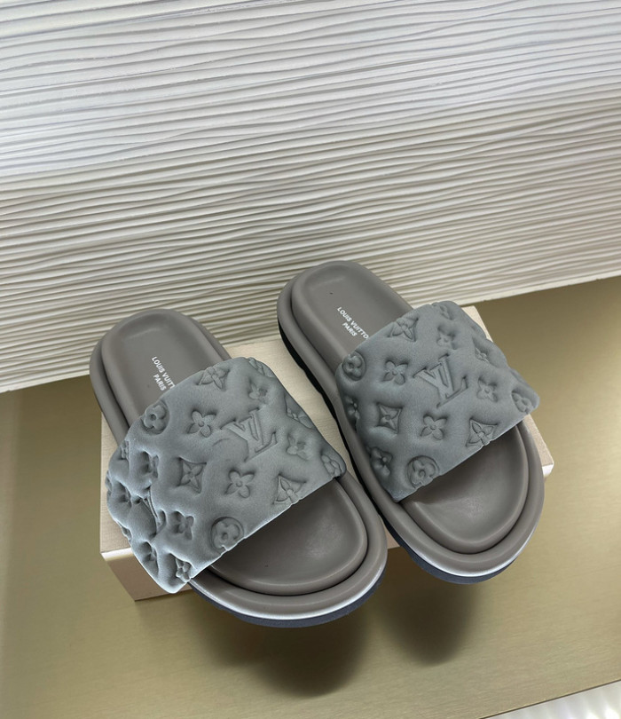 l0vt sneakers