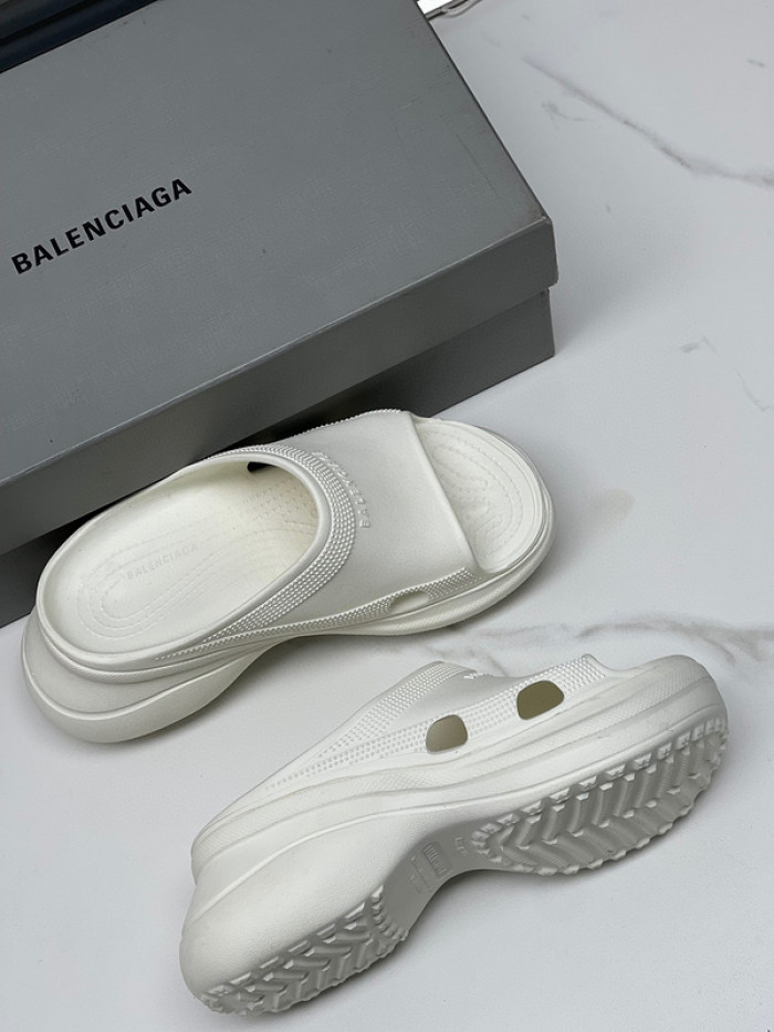 Ba*len*cia*ga Sandals W3R83 7700