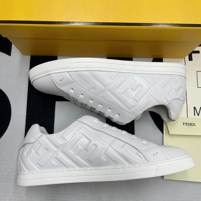 F**di SNEAKERS F023