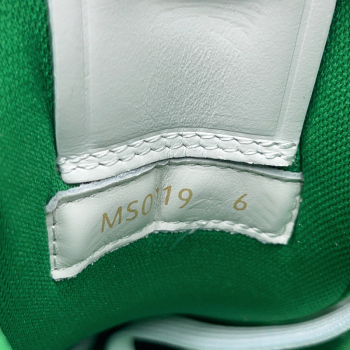 l0vt sneakers