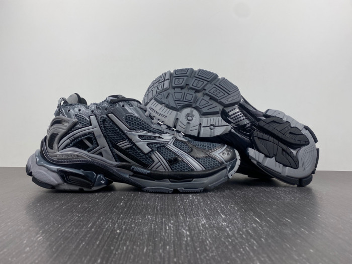 Ba*len*cia*ga runner w3r8r 1515