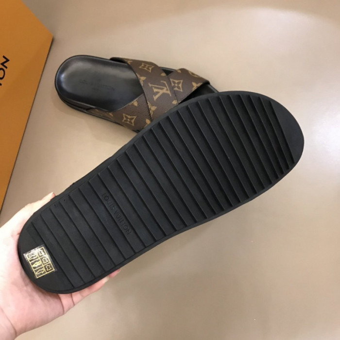 l0vt sneakers