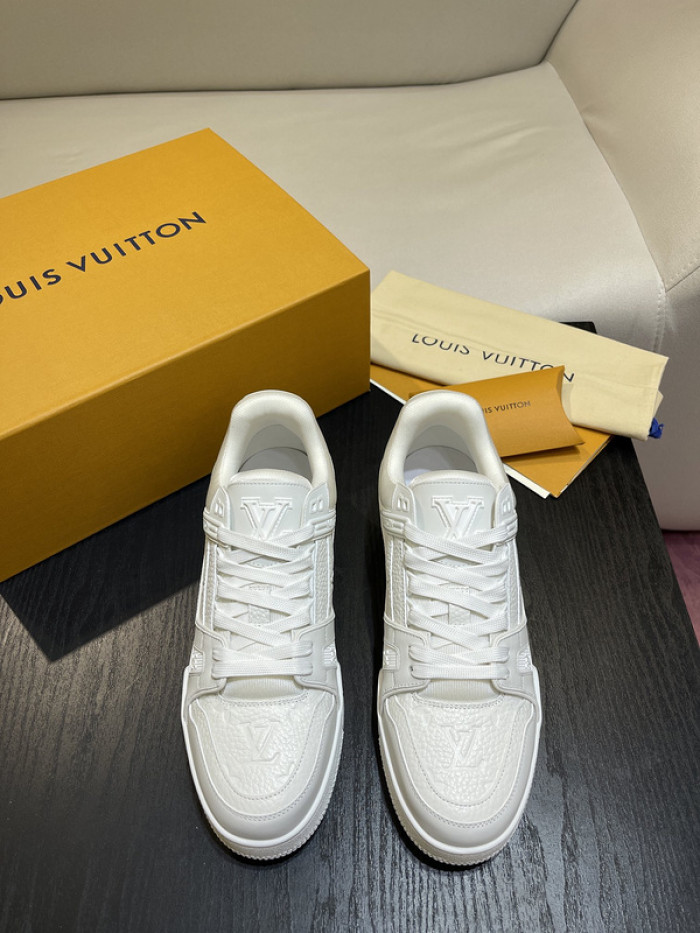 l0vt sneakers