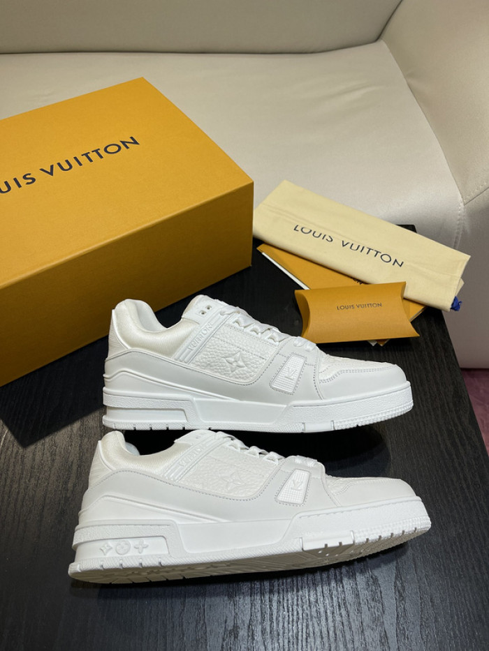 l0vt sneakers