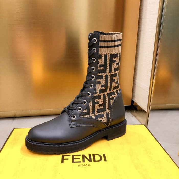 F**di ANKLE BOOTS F002